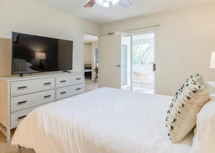 Landing Modern With Amazing Amenities Scottsdale