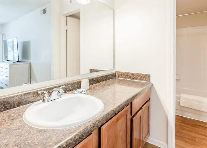 Landing Modern With Amazing Amenities