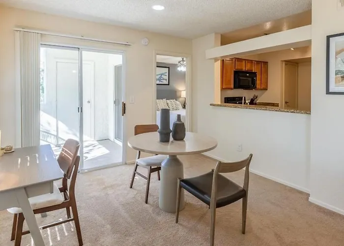 Landing Modern With Amazing Amenities Apartment *