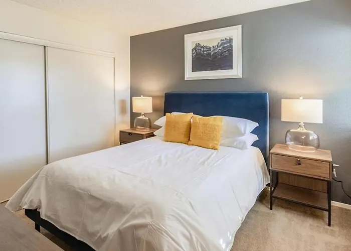 Landing Modern With Amazing Amenities
